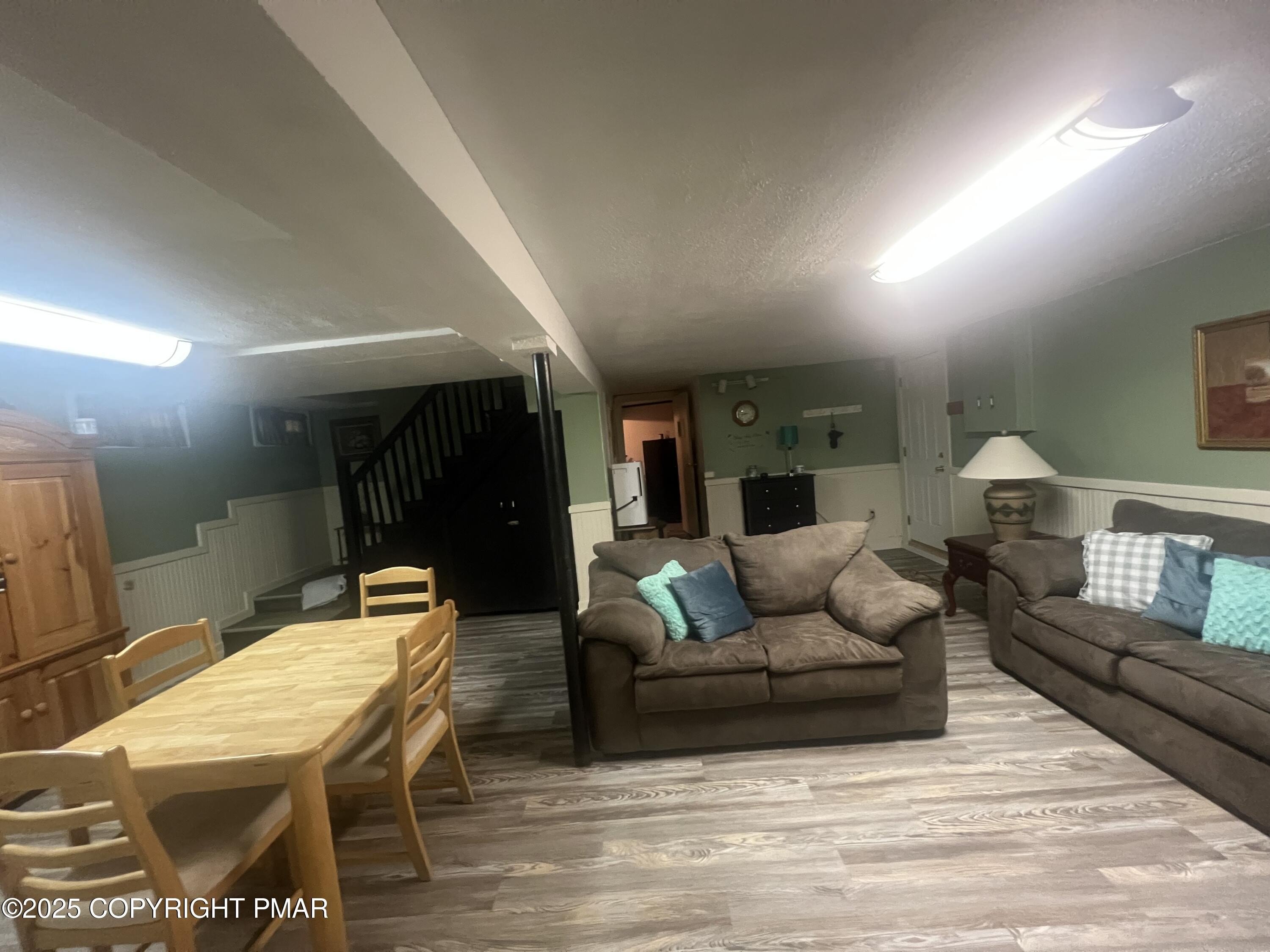 Blakeslee, Pennsylvania, 18610, United States, 4 Bedrooms Bedrooms, ,3 BathroomsBathrooms,Residential,For Sale,1982543