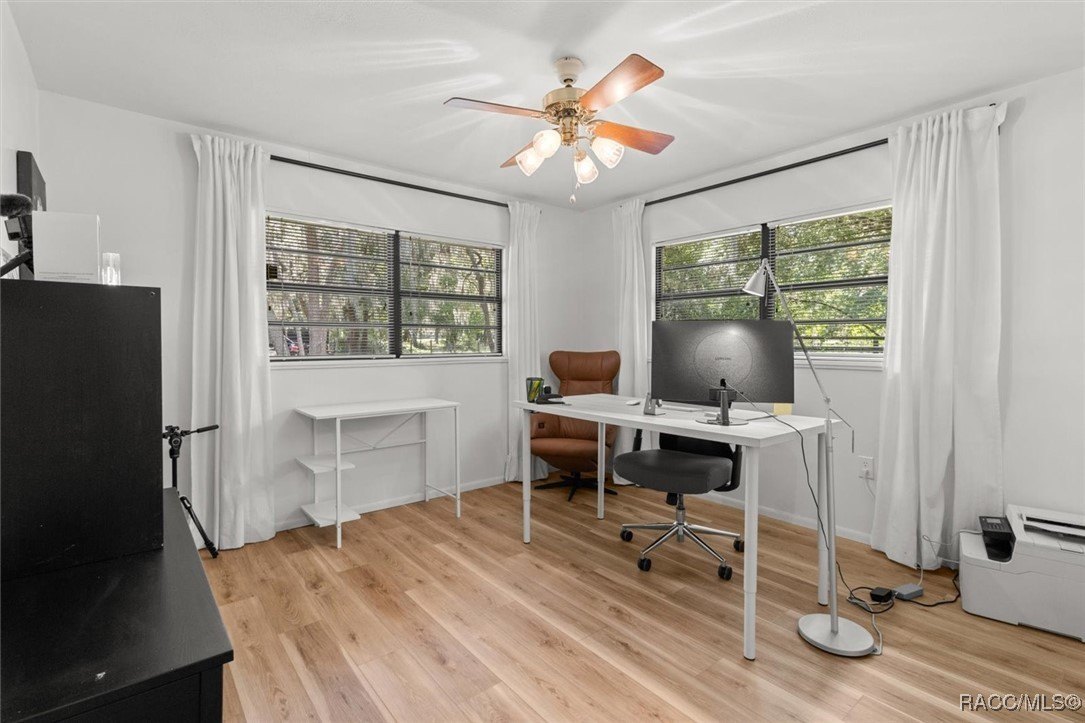 Hernando, Florida, 34442, United States, 5 Bedrooms Bedrooms, ,3 BathroomsBathrooms,Residential,For Sale,1869727