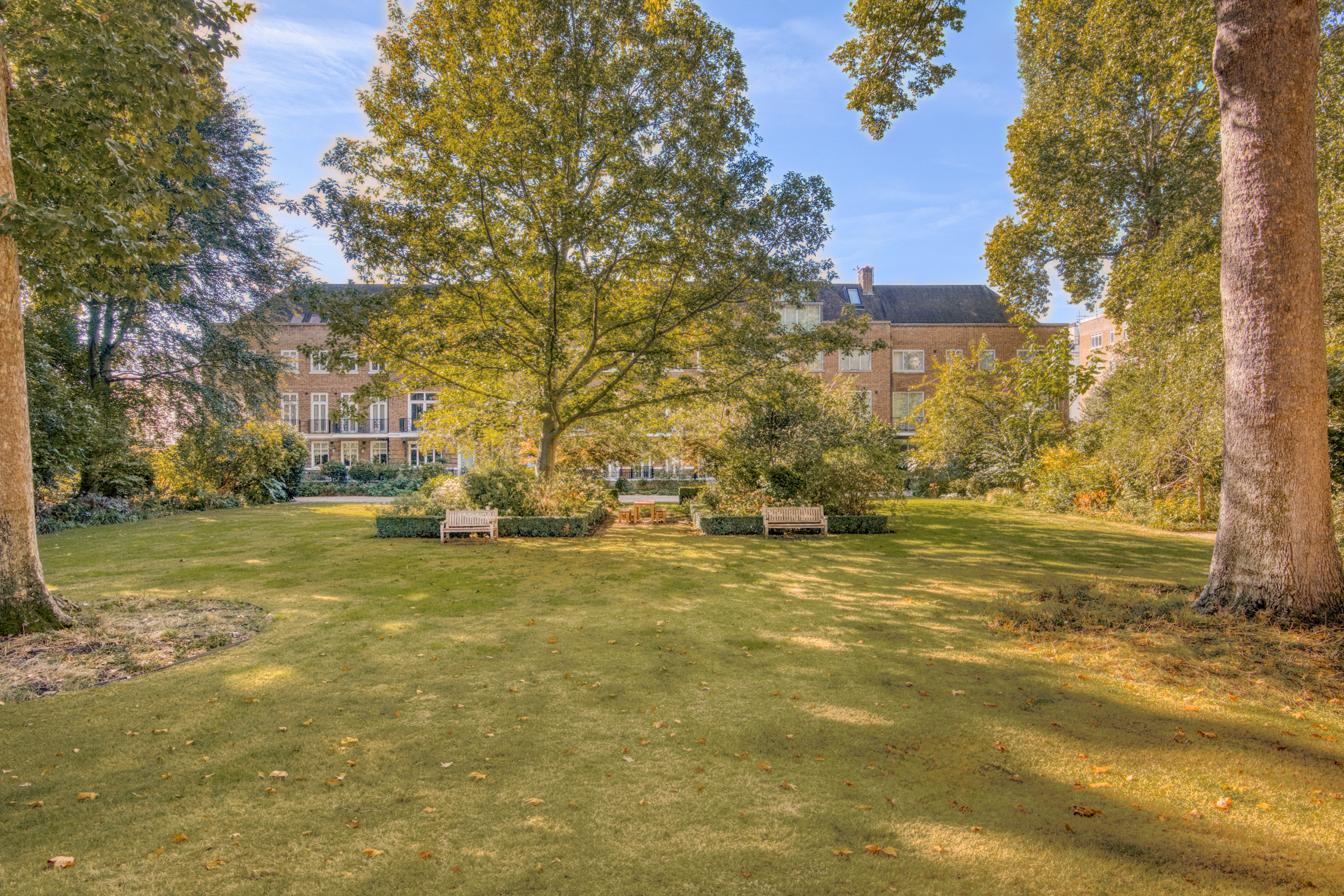  Two adjoining top-floor apartments on Gloucester Square - 物件實景