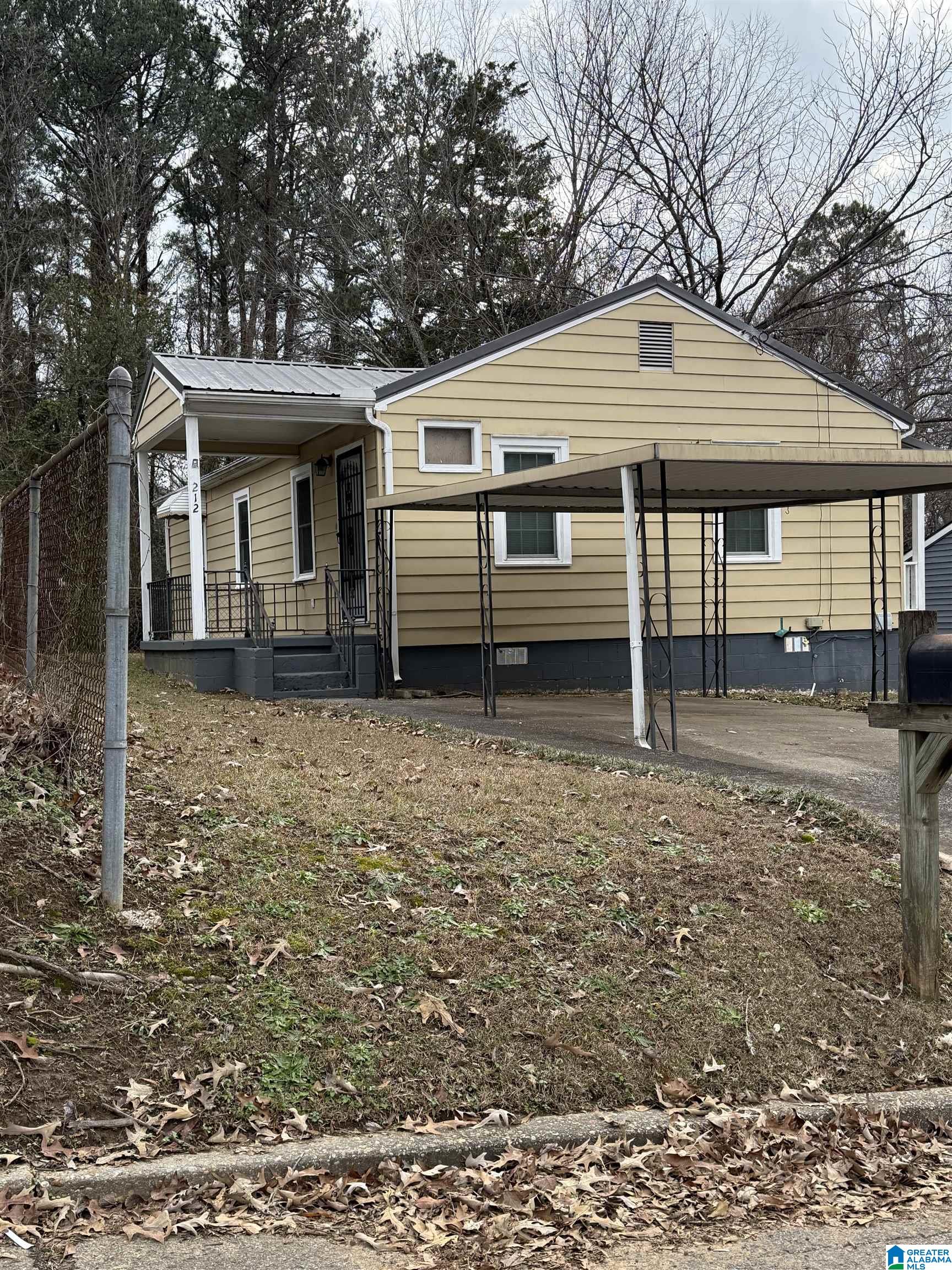 29th St, Anniston, AL 36201