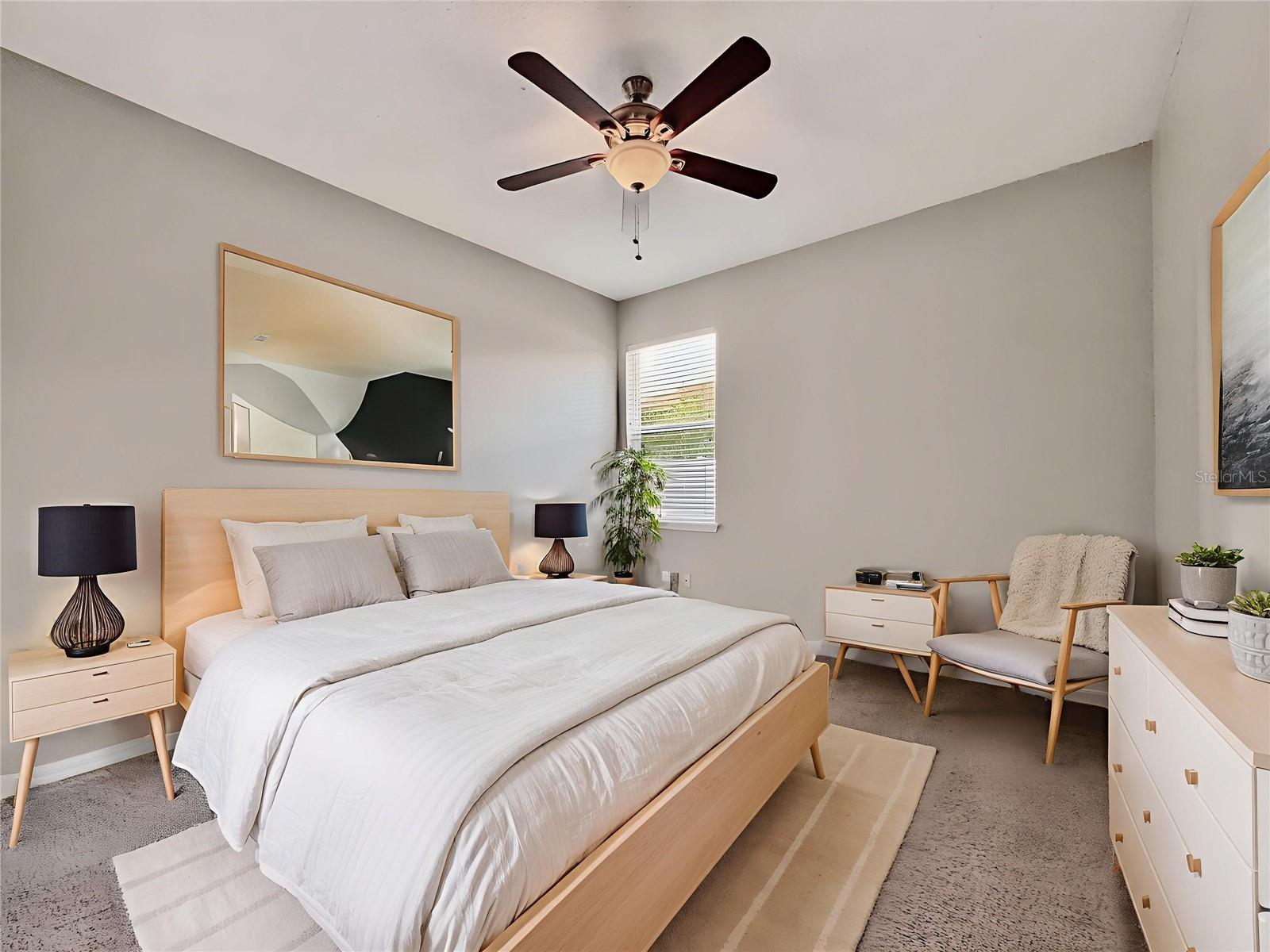 WINTER GARDEN, Florida, 34787, United States, 5 Bedrooms Bedrooms, ,3 BathroomsBathrooms,Residential,For Sale,1974111