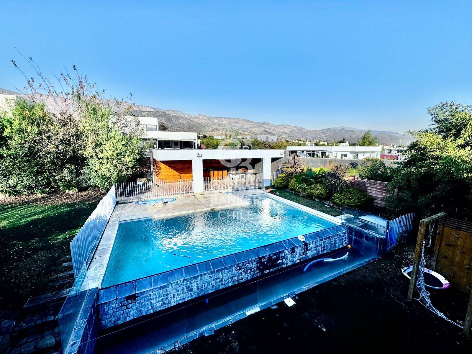Colina, Chile, 4 Bedrooms Bedrooms, ,4 BathroomsBathrooms,Residential,For Sale,1885108