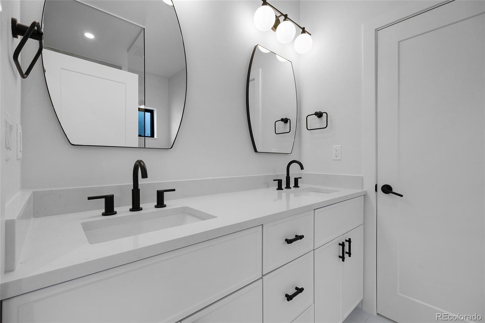 Denver, Colorado, 80214, United States, 3 Bedrooms Bedrooms, ,4 BathroomsBathrooms,Residential,For Sale,1890851