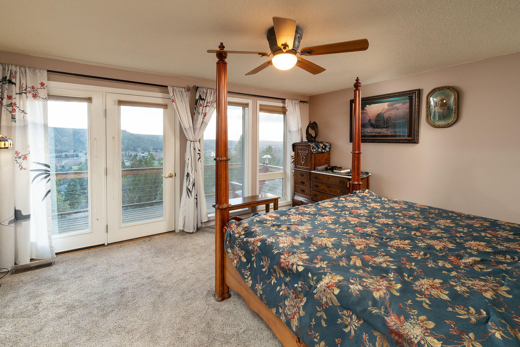 Prineville, Oregon, 97754, United States, 3 Bedrooms Bedrooms, ,3 BathroomsBathrooms,Residential,For Sale,1847629