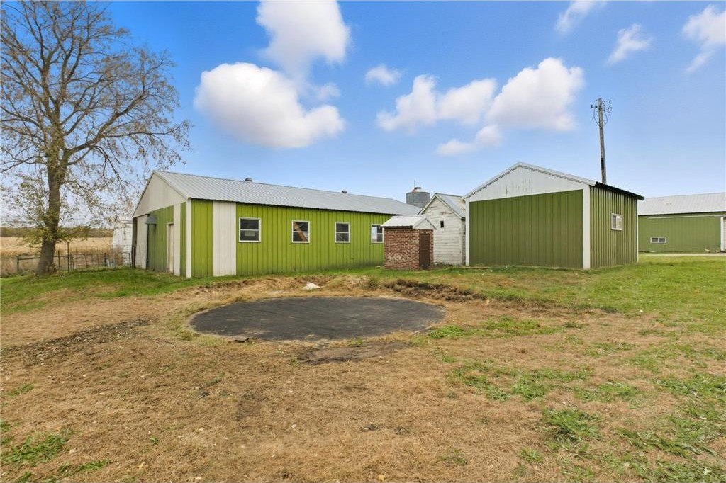 Holdingford, Minnesota, 56340, United States, 5 Bedrooms Bedrooms, ,2 BathroomsBathrooms,Residential,For Sale,1977131