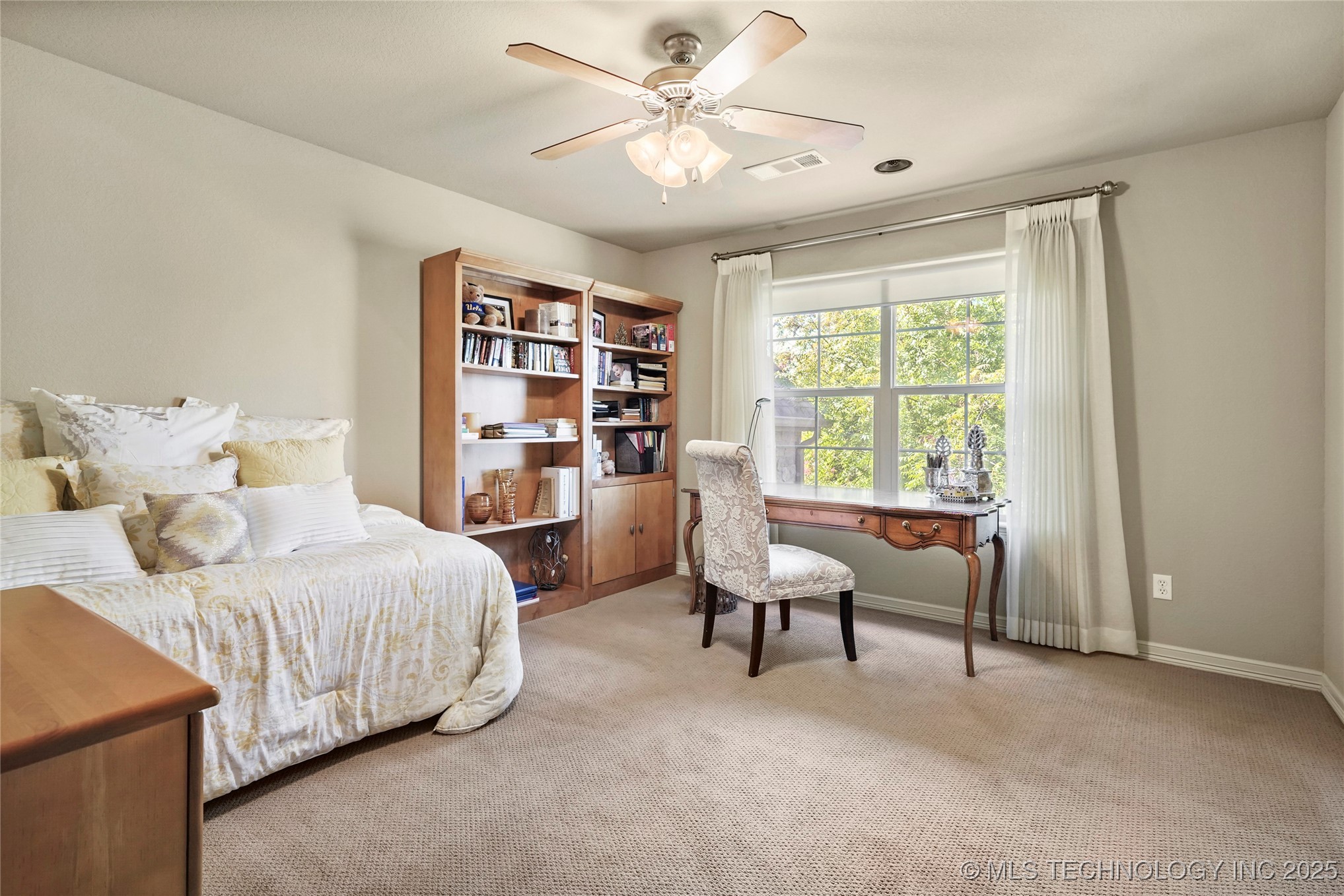 Tulsa, Oklahoma, 74137, United States, 5 Bedrooms Bedrooms, ,5 BathroomsBathrooms,Residential,For Sale,1990316