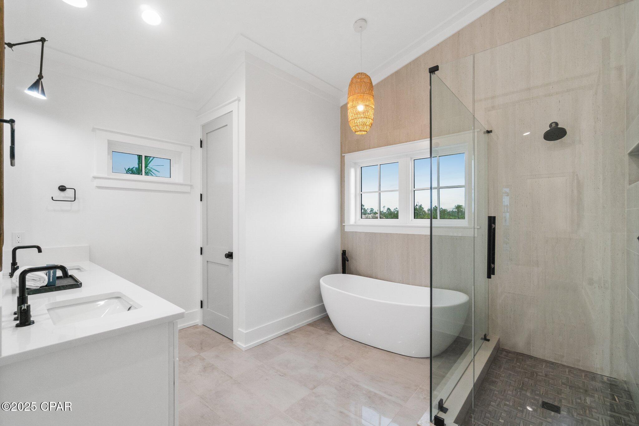 Mexico Beach, Florida, 32456, United States, 5 Bedrooms Bedrooms, ,5 BathroomsBathrooms,Residential,For Sale,1981847