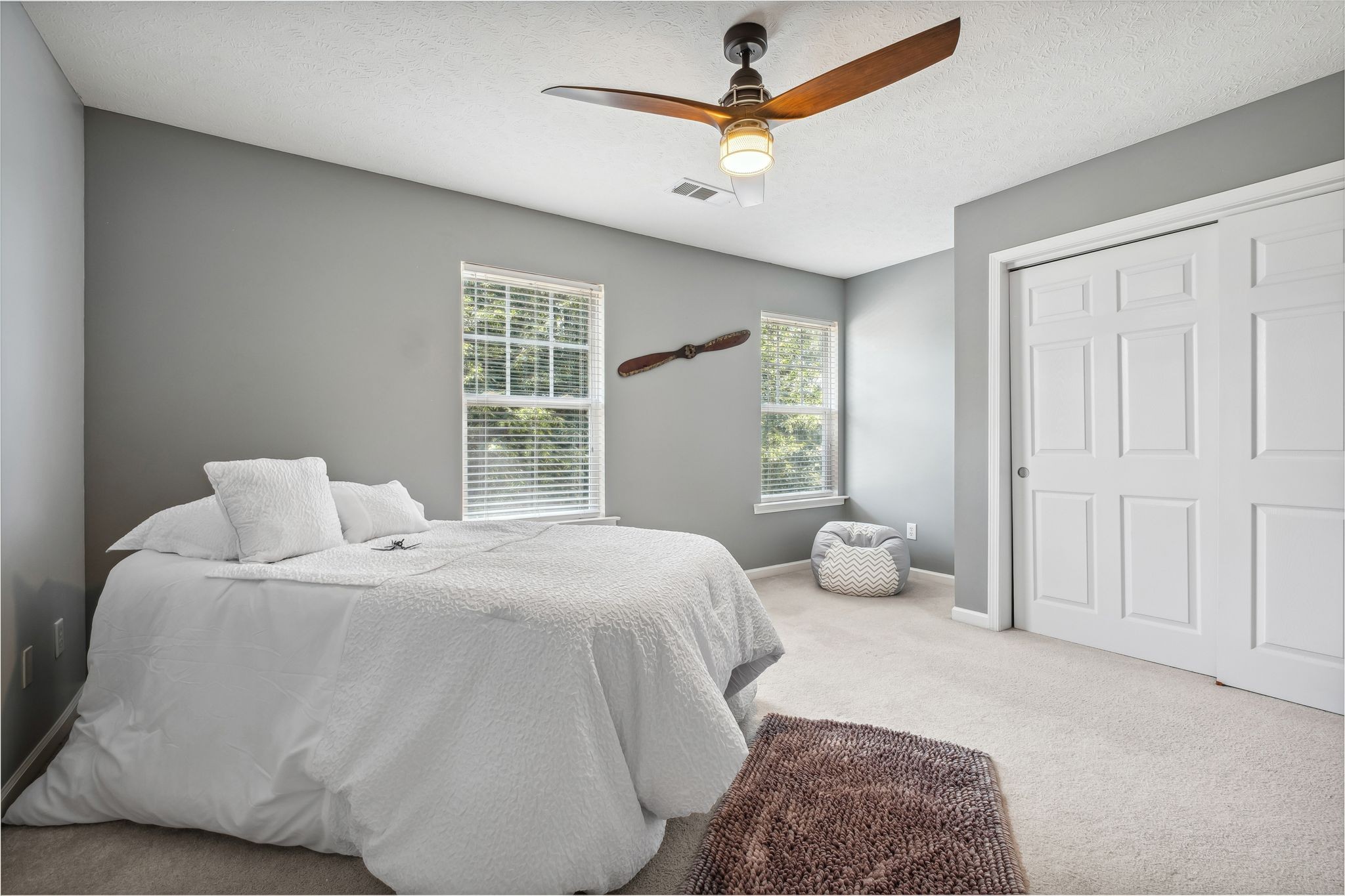 Hendersonville, Tennessee, 37075, United States, 4 Bedrooms Bedrooms, ,3 BathroomsBathrooms,Residential,For Sale,1819324