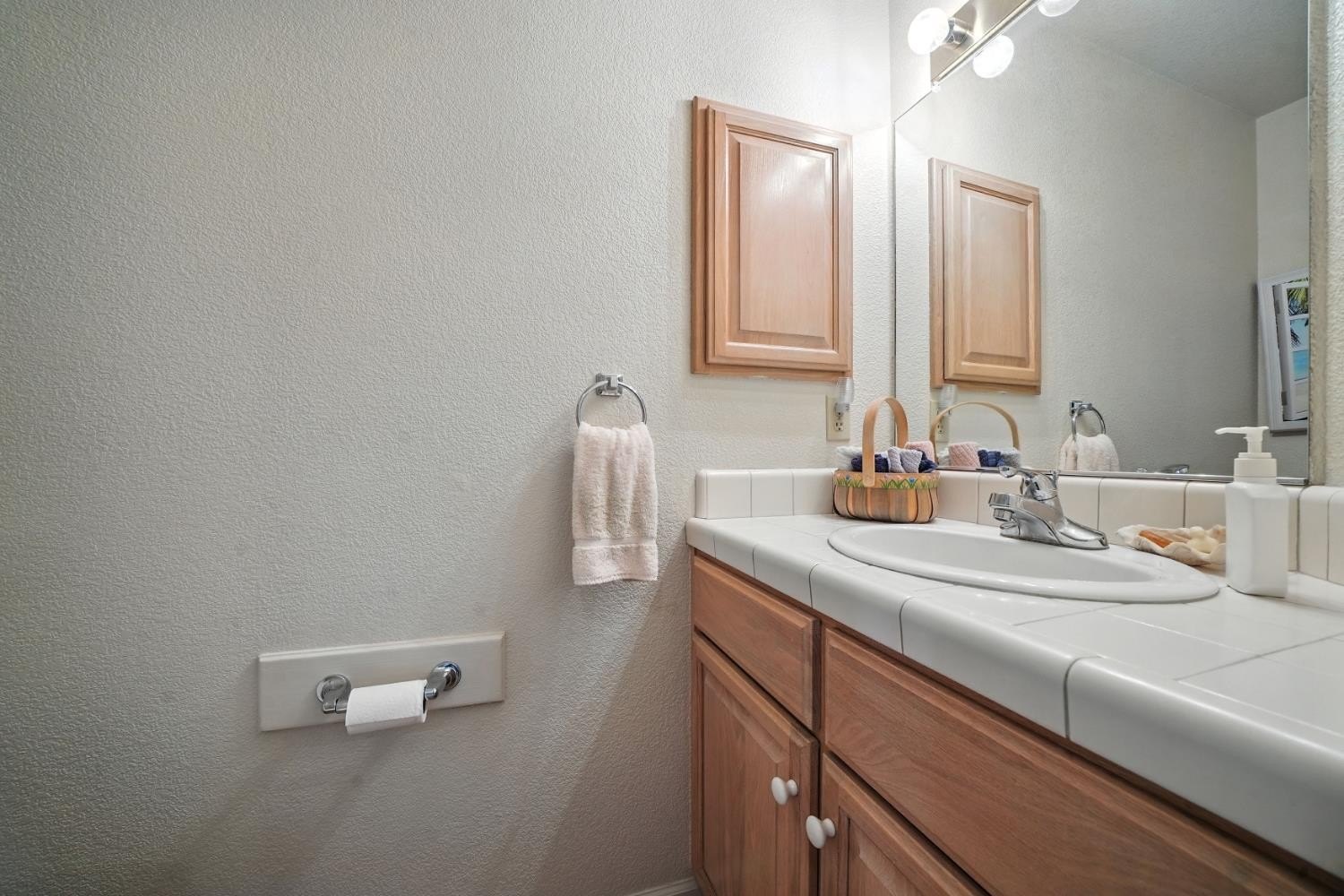 Wallace, California, 95254, United States, 4 Bedrooms Bedrooms, ,3 BathroomsBathrooms,Residential,For Sale,1976011