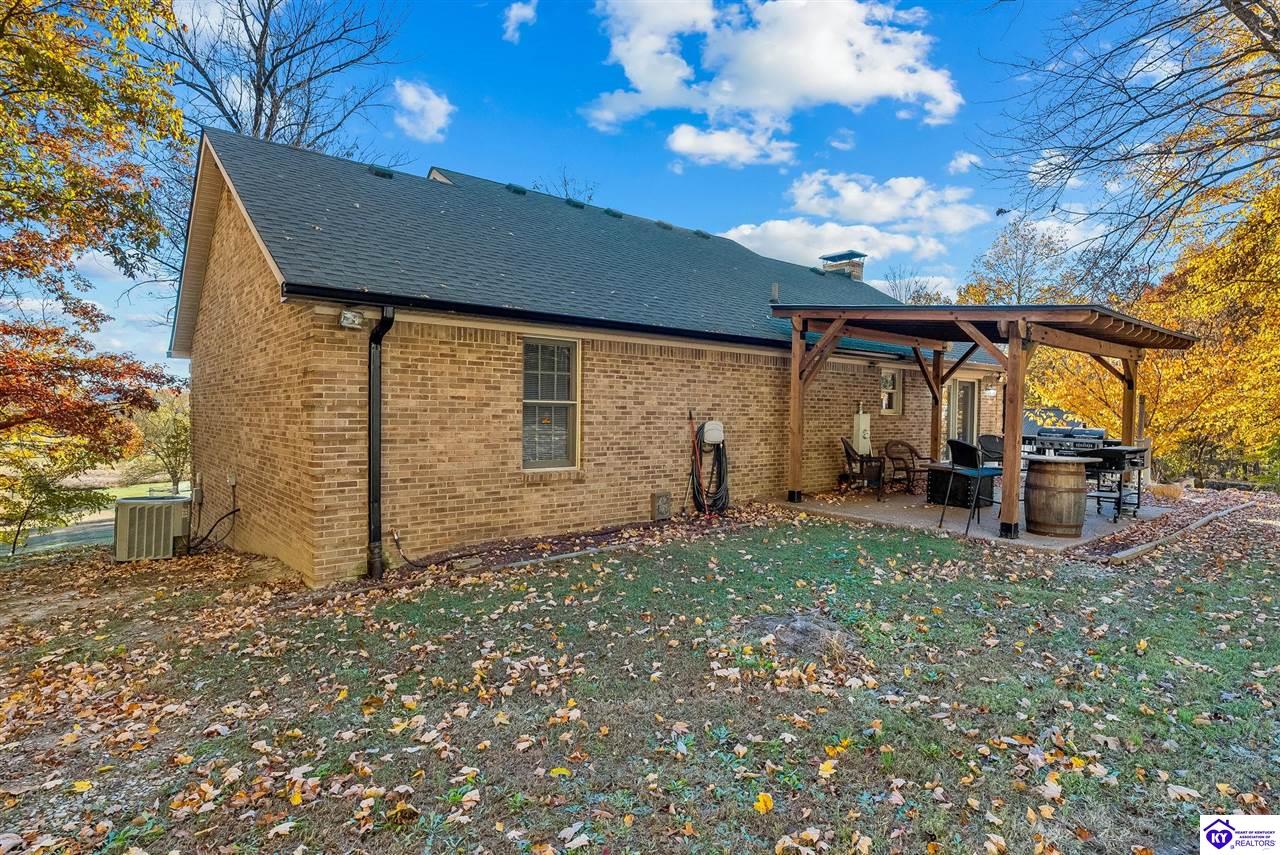 Boston, Kentucky, 40107, United States, 3 Bedrooms Bedrooms, ,2 BathroomsBathrooms,Residential,For Sale,1989624