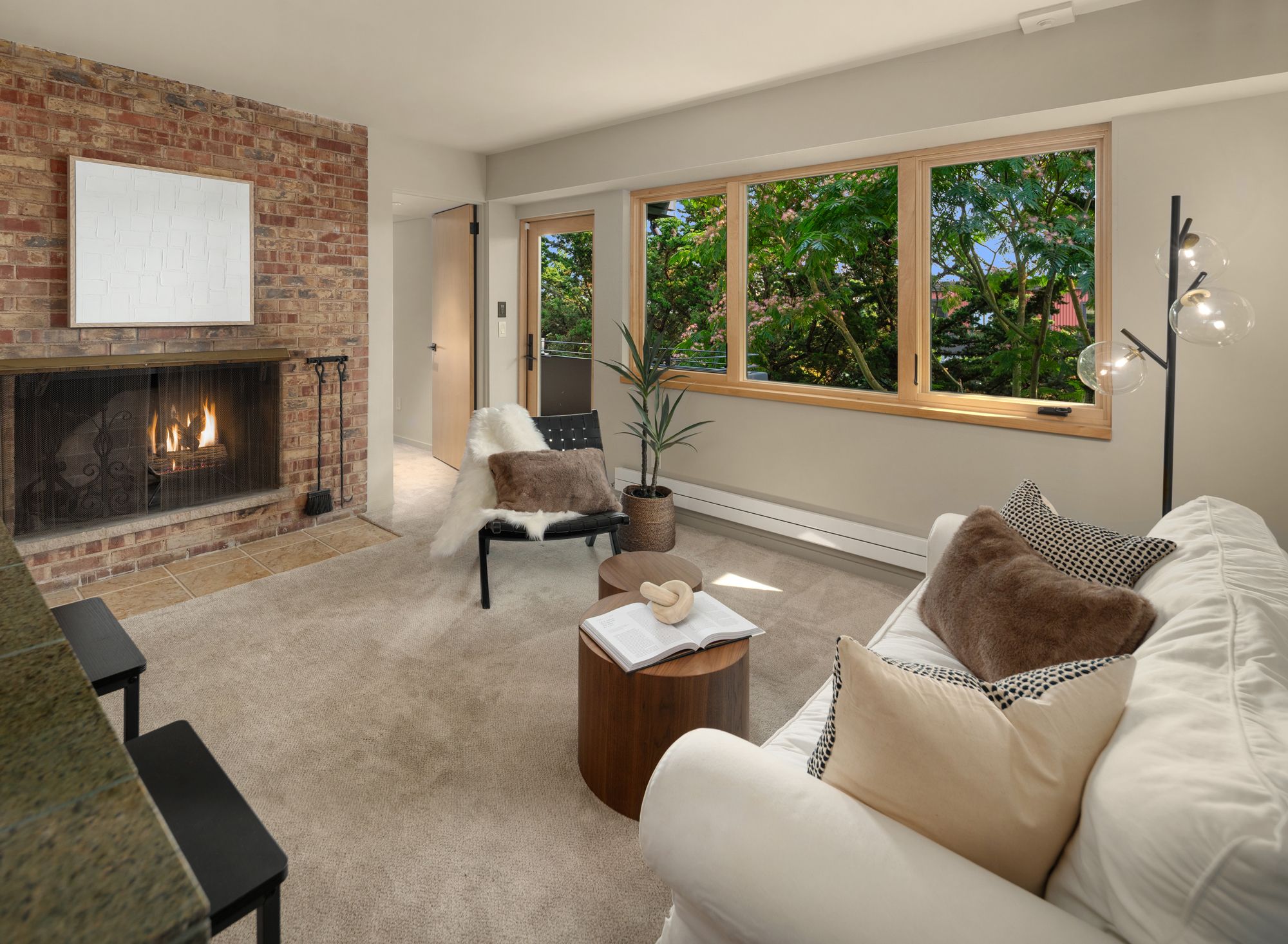  1215 Warren Ave N, Seattle, WA 98109 - 物件實景