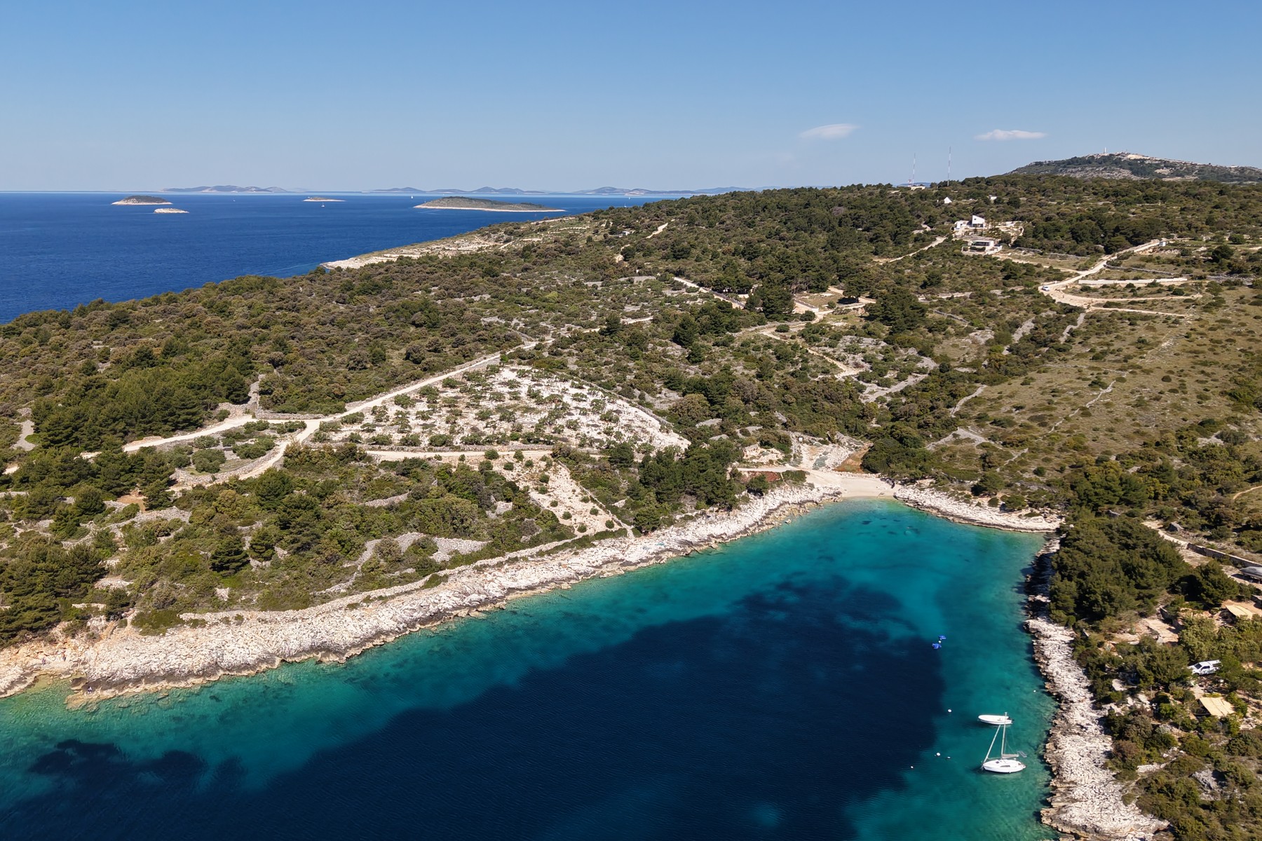  Exceptional seafront plot with permit near Rogoznica - 物件實景
