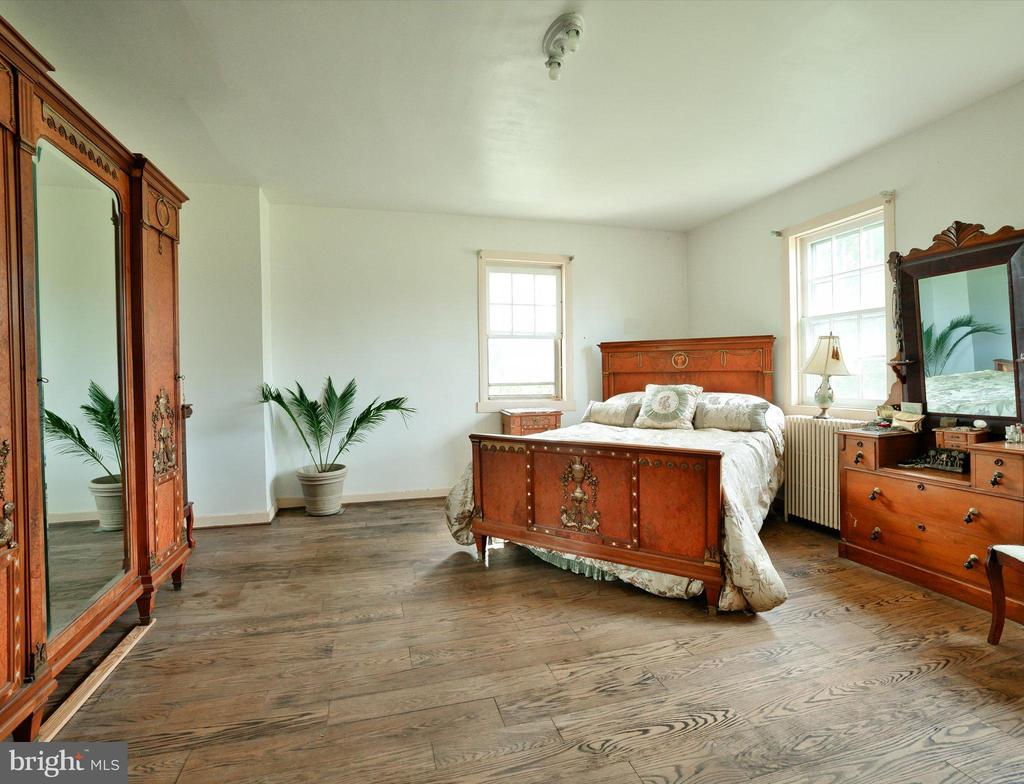 Westminster, Maryland, 21157, United States, 4 Bedrooms Bedrooms, ,3 BathroomsBathrooms,Residential,For Sale,1943426