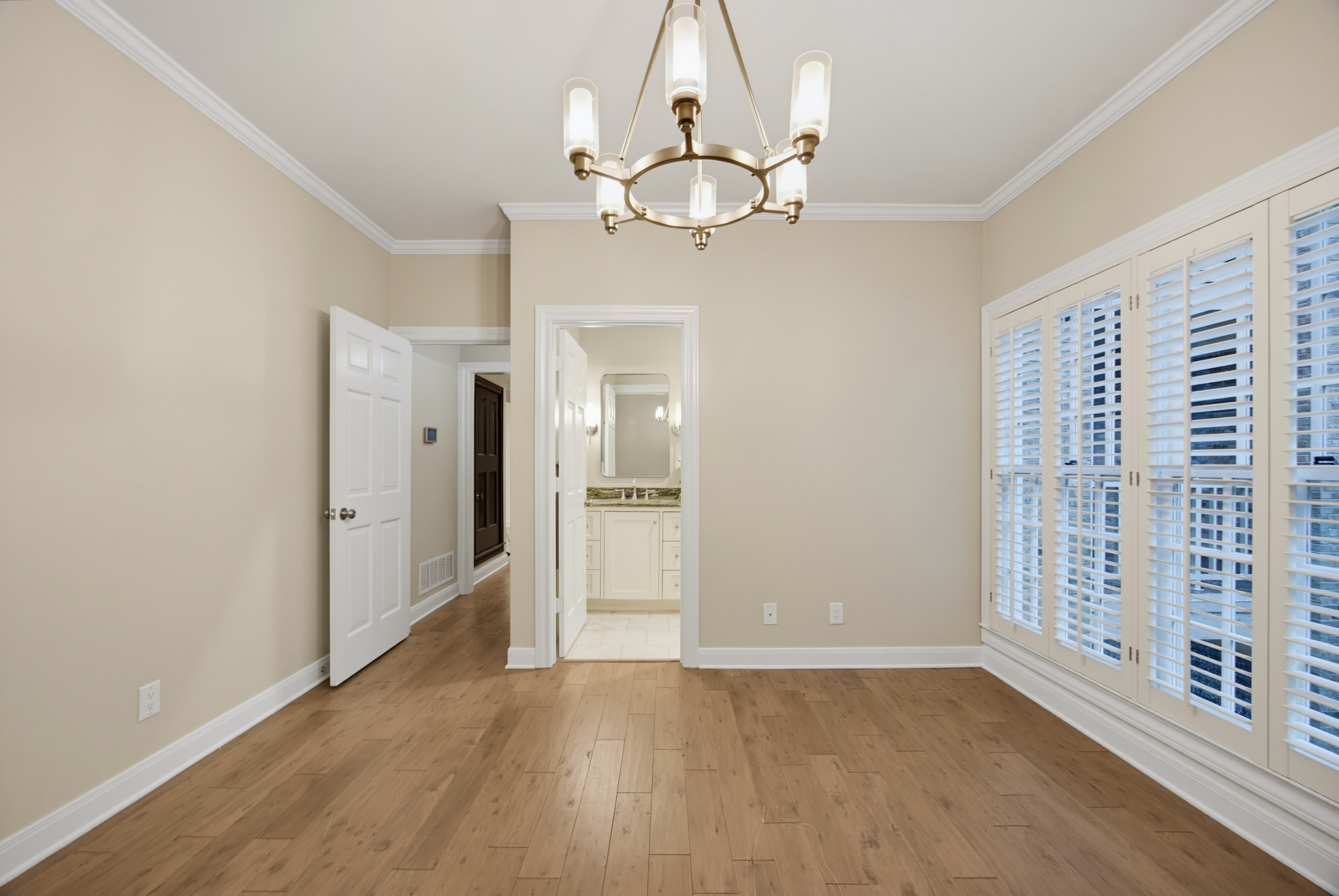  Highland Park Fabulous Three Bedroom Corner Condo at The Savoy, HPISD - 物件實景