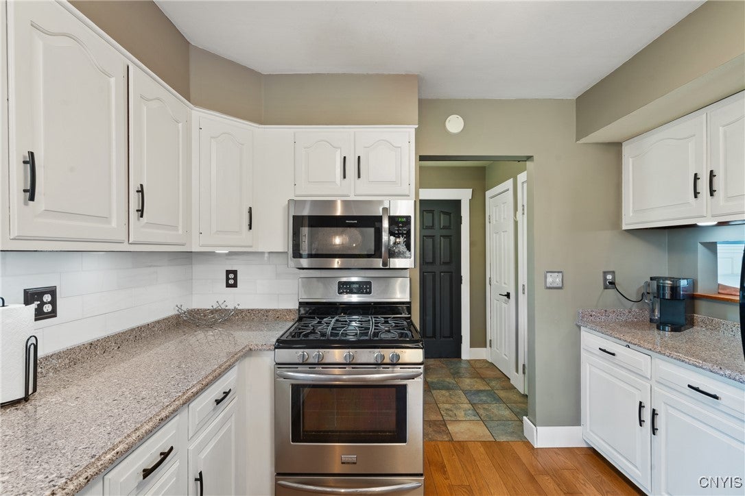 Oswego, New York, 13126, United States, 3 Bedrooms Bedrooms, ,2 BathroomsBathrooms,Residential,For Sale,1975091