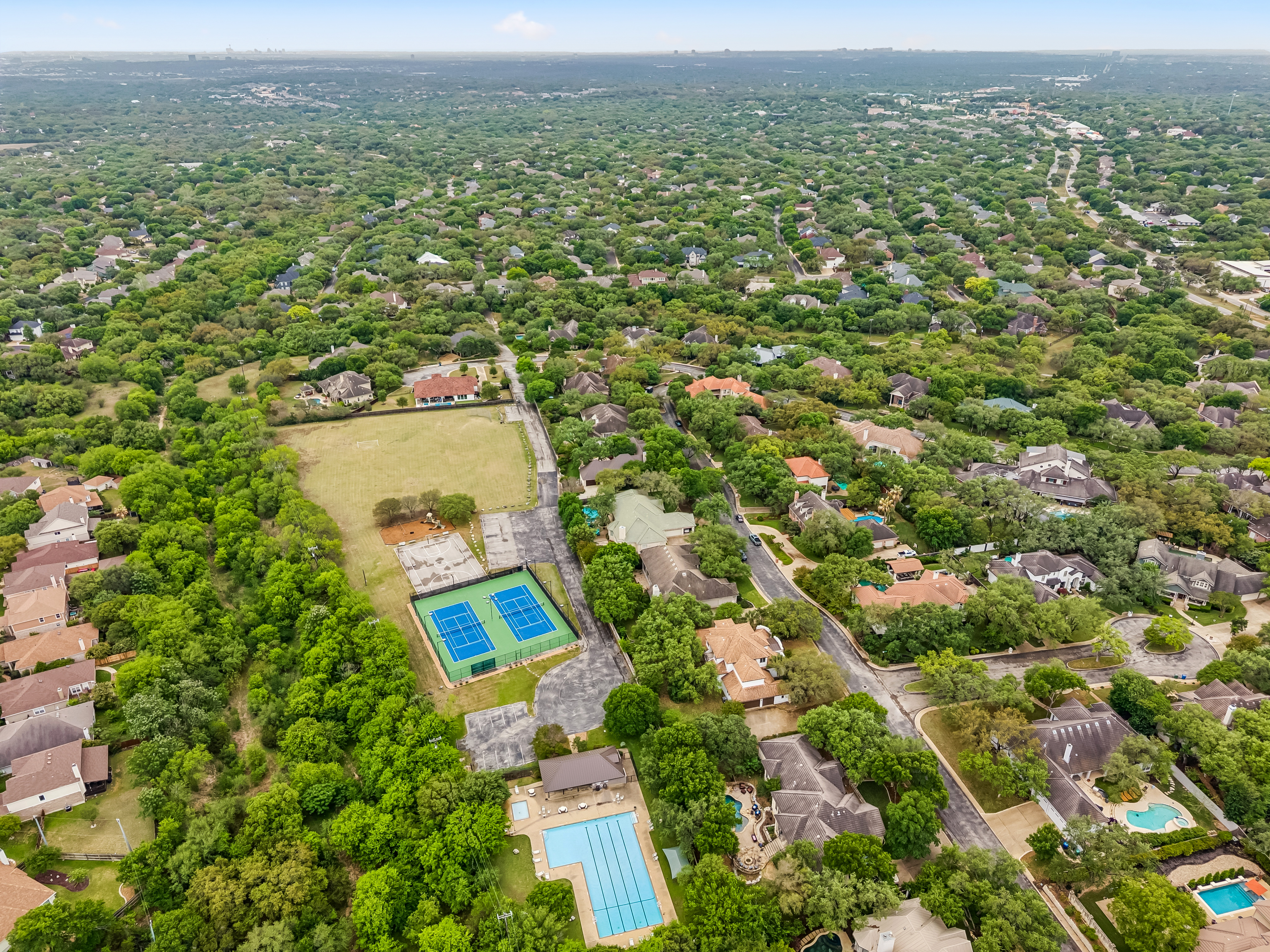  Elevated Living with Park Views in The Waters at Deerfield - 物件實景