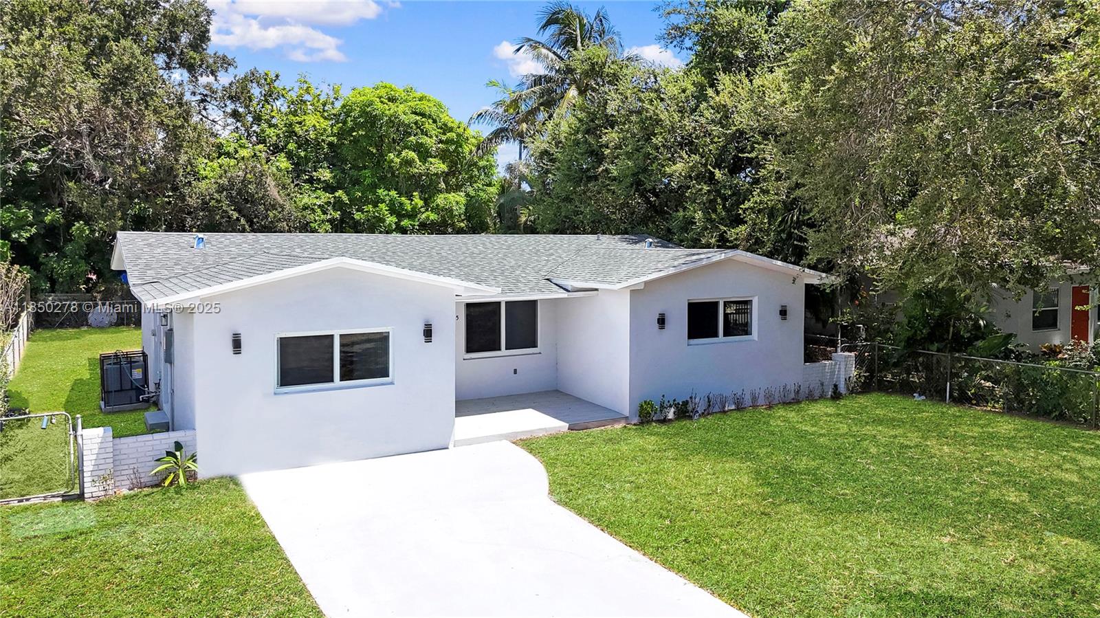 Miami, Florida, 33162, United States, 4 Bedrooms Bedrooms, ,2 BathroomsBathrooms,Residential,For Sale,1908932