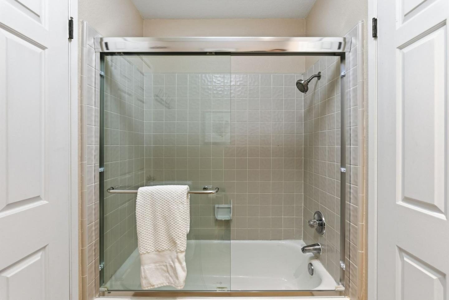 Palo Alto, California, 94306, United States, 2 Bedrooms Bedrooms, ,2 BathroomsBathrooms,Residential,For Sale,1992866