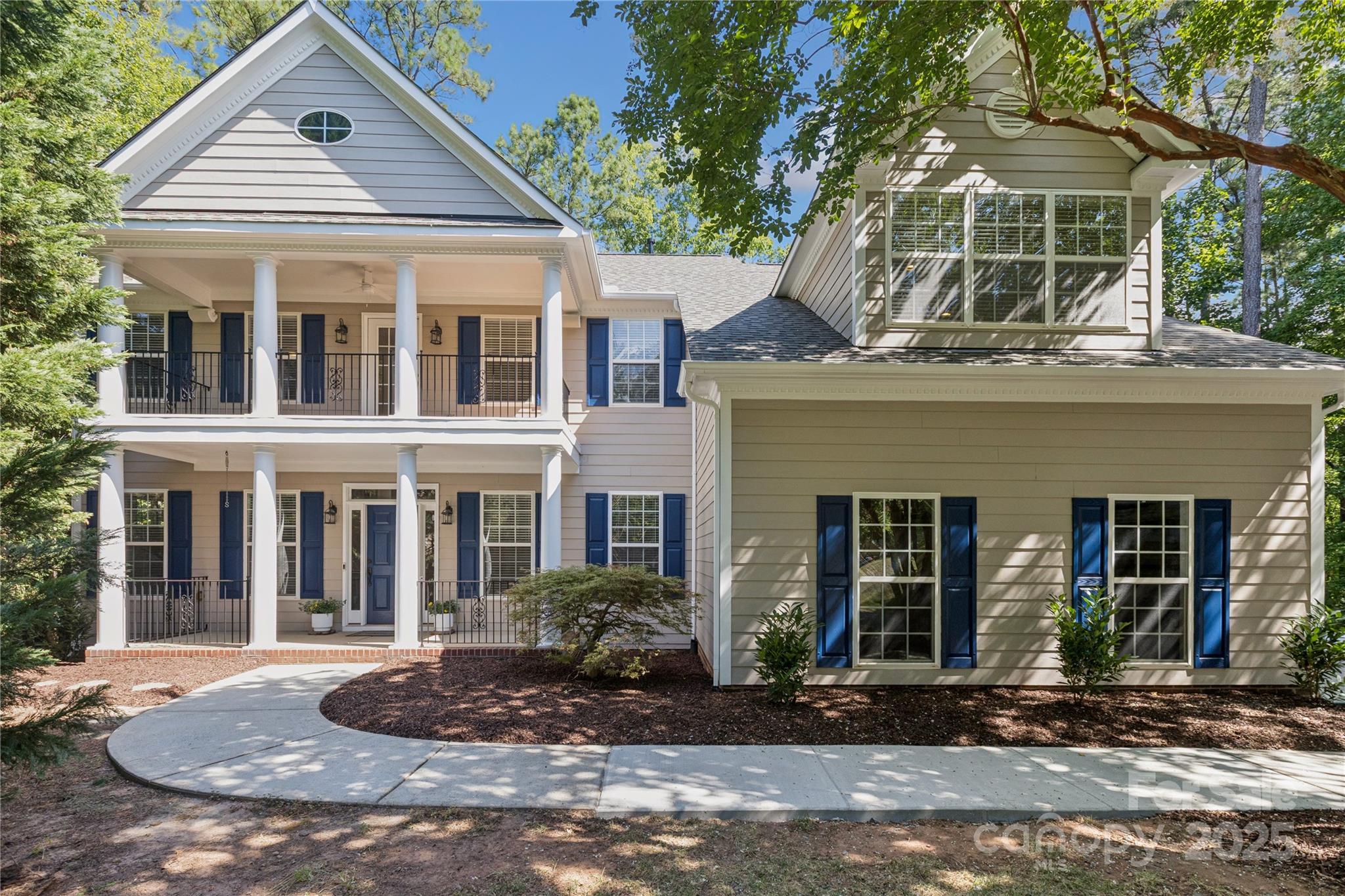 Tega Cay, South Carolina, 29708, United States, 4 Bedrooms Bedrooms, ,4 BathroomsBathrooms,Residential,For Sale,1906873