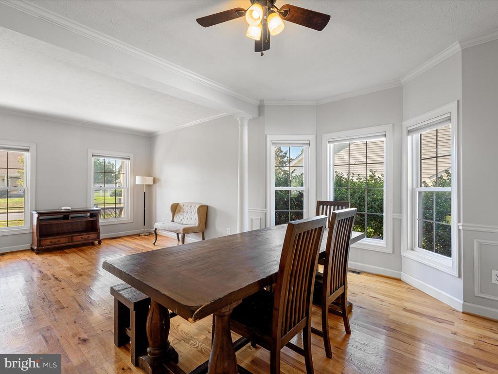 Stephens City, Virginia, 22655, United States, 4 Bedrooms Bedrooms, ,4 BathroomsBathrooms,Residential,For Sale,1905716