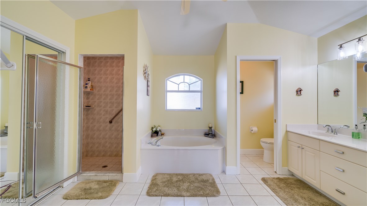 Cape Coral, Florida, 33990, United States, 3 Bedrooms Bedrooms, ,3 BathroomsBathrooms,Residential,For Sale,2013997