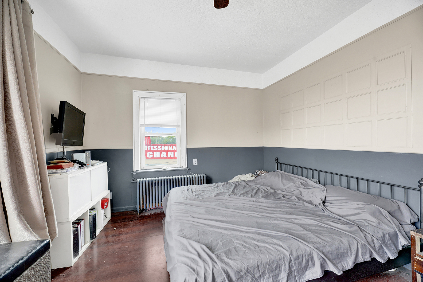 Brooklyn, New York, 11235, United States, 6 Bedrooms Bedrooms, ,3 BathroomsBathrooms,Residential,For Sale,1830542