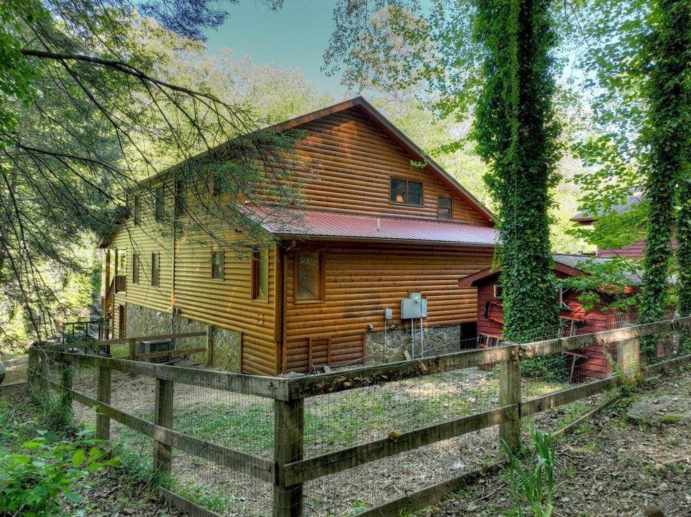 Blue Ridge, Georgia, 30513, United States, 4 Bedrooms Bedrooms, ,3 BathroomsBathrooms,Residential,For Sale,1858921