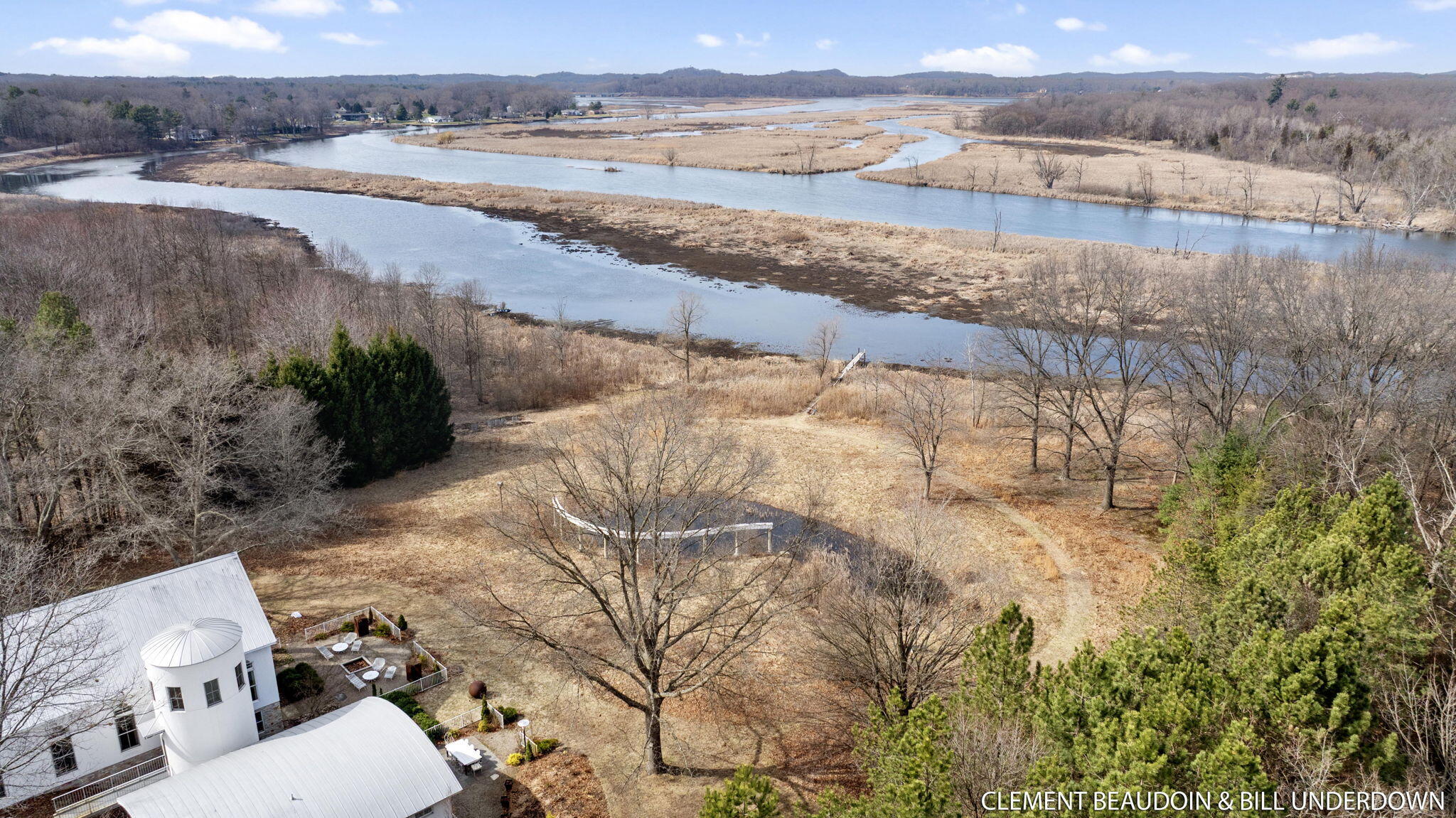 Fennville, Michigan, 49408, United States, 5 Bedrooms Bedrooms, ,7 BathroomsBathrooms,Residential,For Sale,1973707