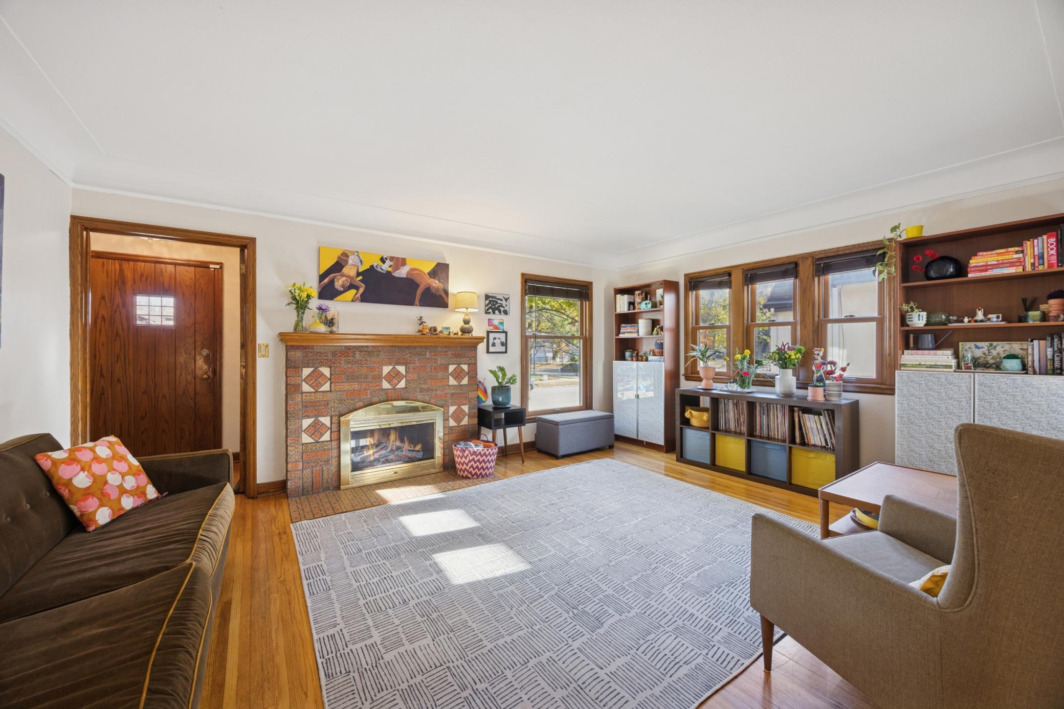 Minneapolis, Minnesota, 55418, United States, 3 Bedrooms Bedrooms, ,1 BathroomBathrooms,Residential,For Sale,1989084