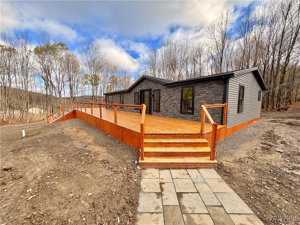 Simmons Rd, Ellicottville, NY 14731