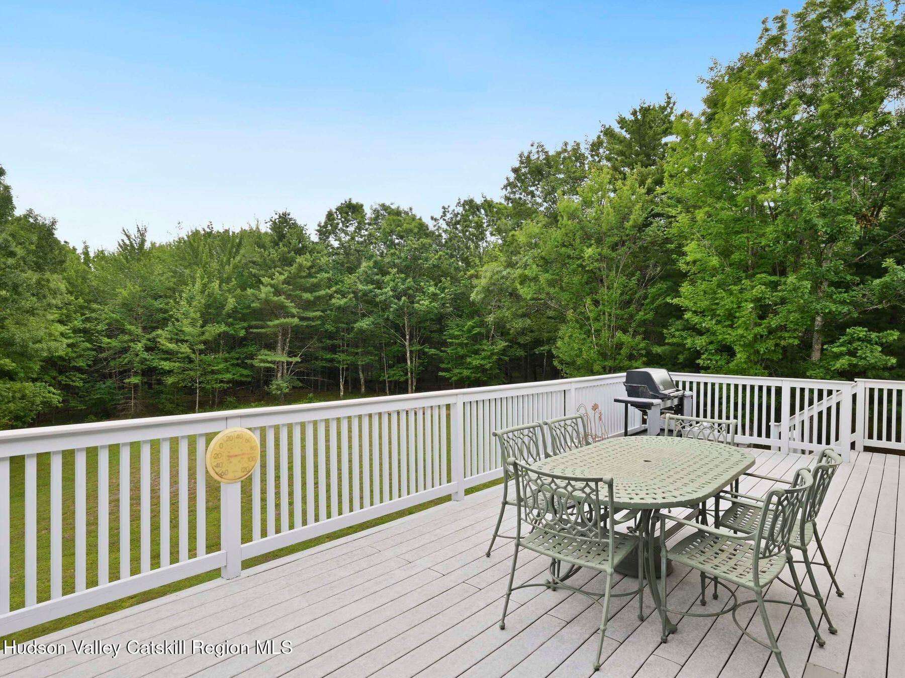 Windham, New York, 12496, United States, 4 Bedrooms Bedrooms, ,2 BathroomsBathrooms,Residential,For Sale,1926182