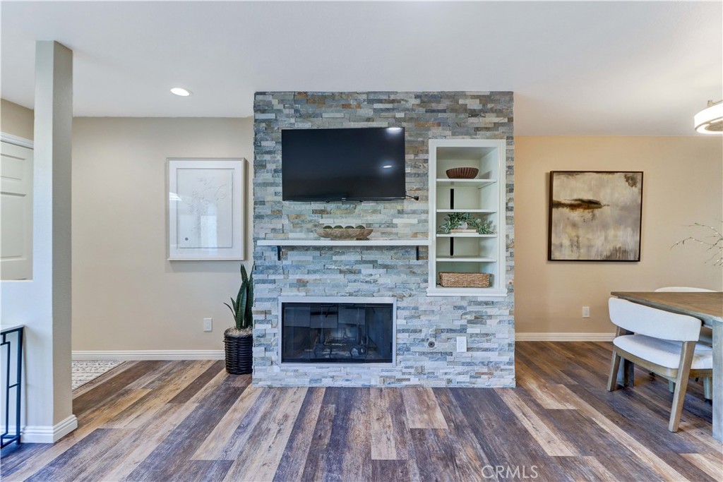 Long Beach, California, 90804, United States, 2 Bedrooms Bedrooms, ,2 BathroomsBathrooms,Residential,For Sale,2001889