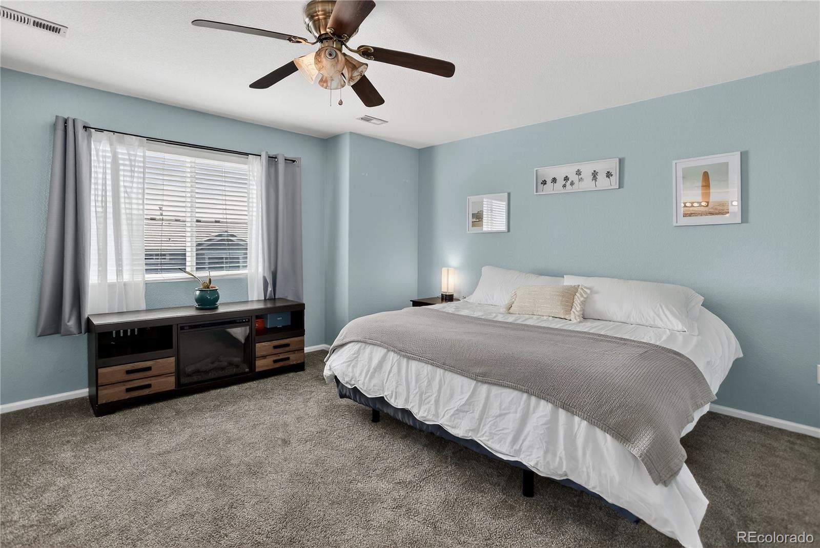 Aurora, Colorado, 80018, United States, 3 Bedrooms Bedrooms, ,3 BathroomsBathrooms,Residential,For Sale,1926277