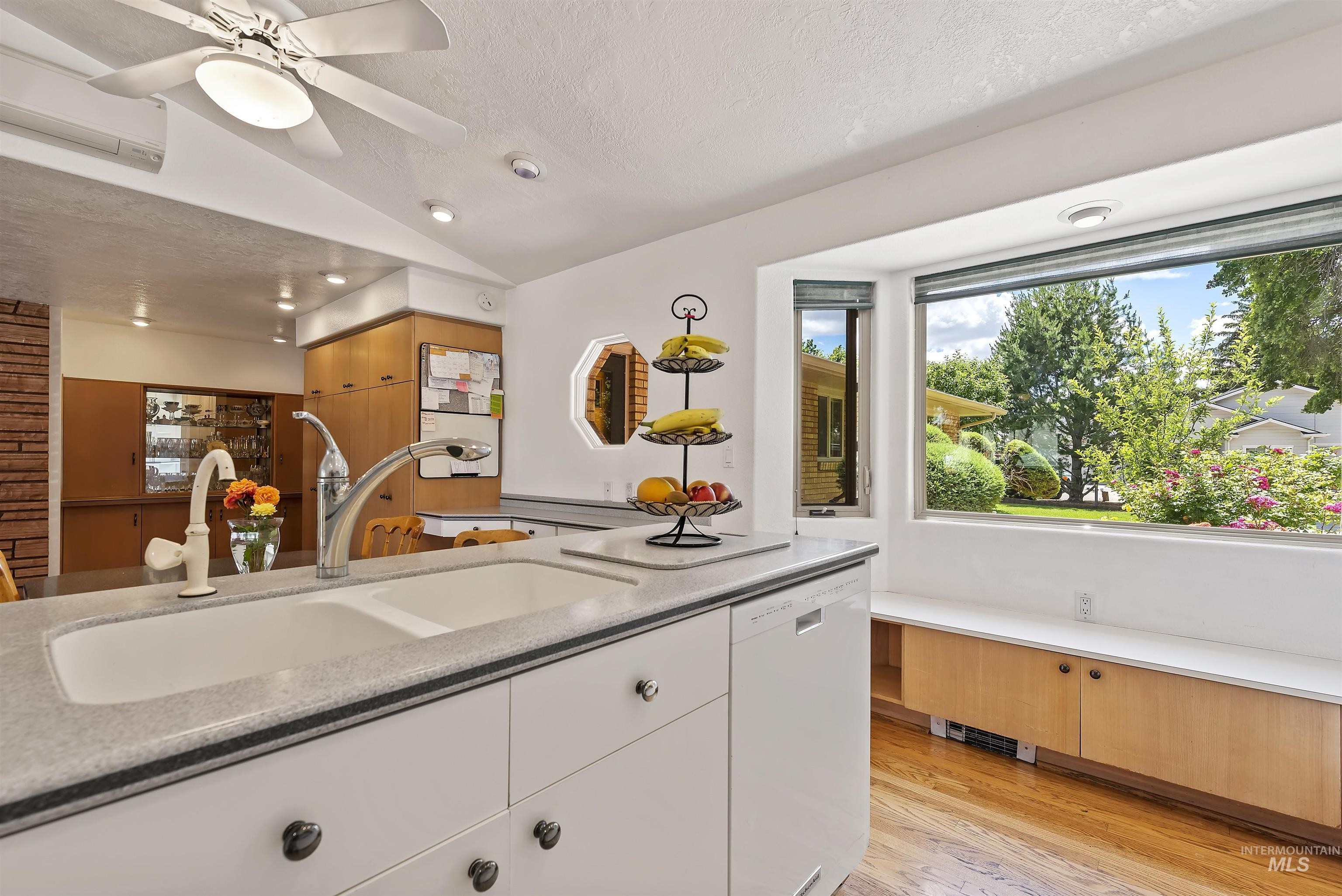 7208 Maxwell, Boise, Idaho, 83704, United States, 4 Bedrooms Bedrooms, ,3 BathroomsBathrooms,Residential,For Sale,7208 Maxwell,1435766