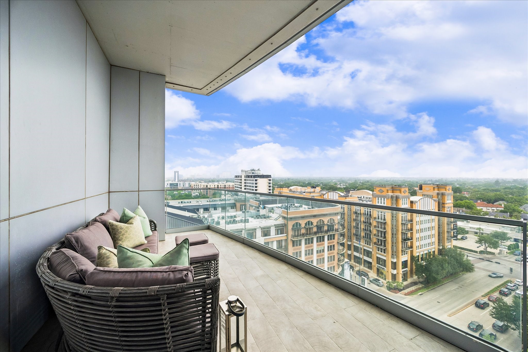  2727 Kirby Drive #11D - 物件實景