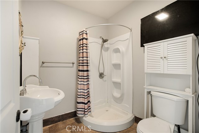 South Gate, California, 90280, United States, 3 Bedrooms Bedrooms, ,2 BathroomsBathrooms,Residential,For Sale,1974979