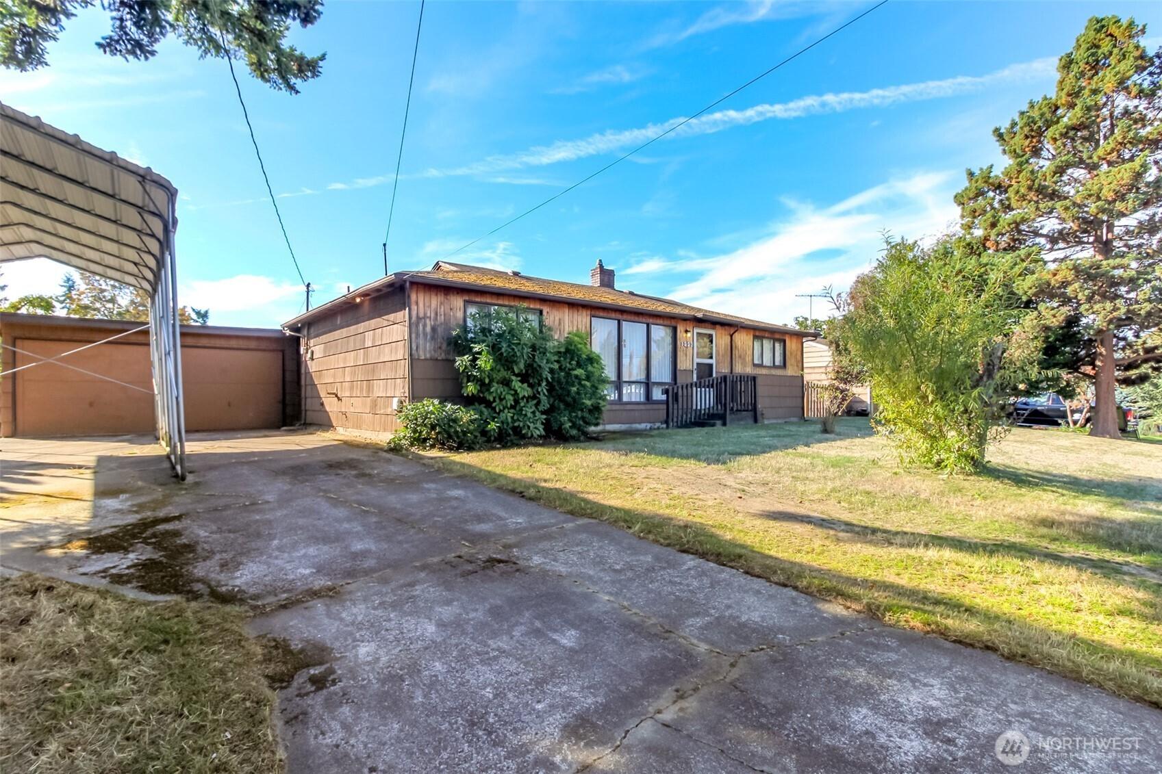 SEATTLE, Washington, 98146, United States, 3 Bedrooms Bedrooms, ,2 BathroomsBathrooms,Residential,For Sale,1969203