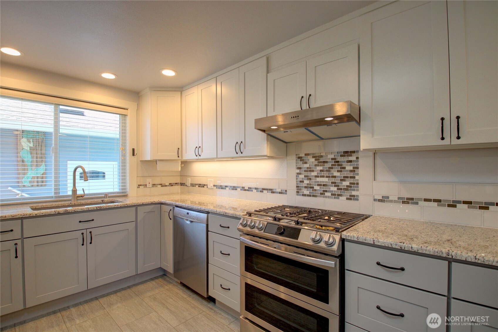 Oak Harbor, Washington, 98277, United States, 3 Bedrooms Bedrooms, ,1 BathroomBathrooms,Residential,For Sale,1897751