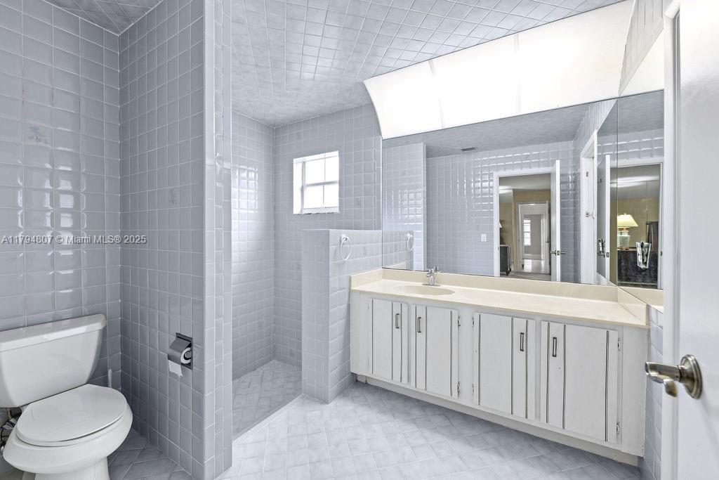 Plantation, Florida, 33324, United States, 3 Bedrooms Bedrooms, ,2 BathroomsBathrooms,Residential,For Sale,1792885