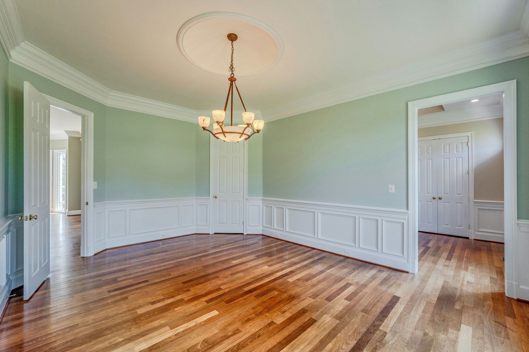  15018 Clover Hill Road, Waterford, VA 20197 - 物件實景