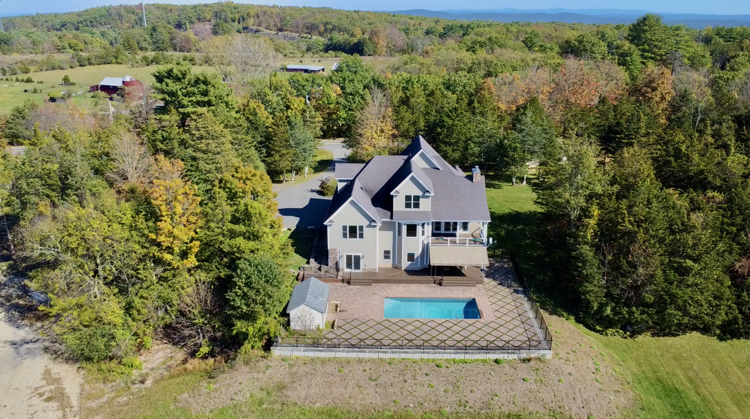 Catskill, New York, 12414, United States, 4 Bedrooms Bedrooms, ,3 BathroomsBathrooms,Residential,For Sale,1977487