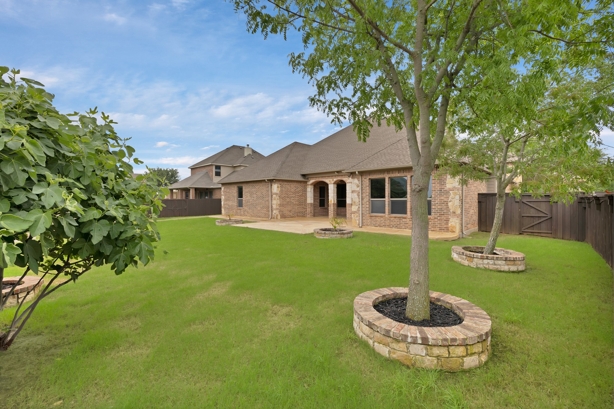 Mansfield, Texas, 76063, United States, 5 Bedrooms Bedrooms, ,5 BathroomsBathrooms,Residential,For Sale,1796537