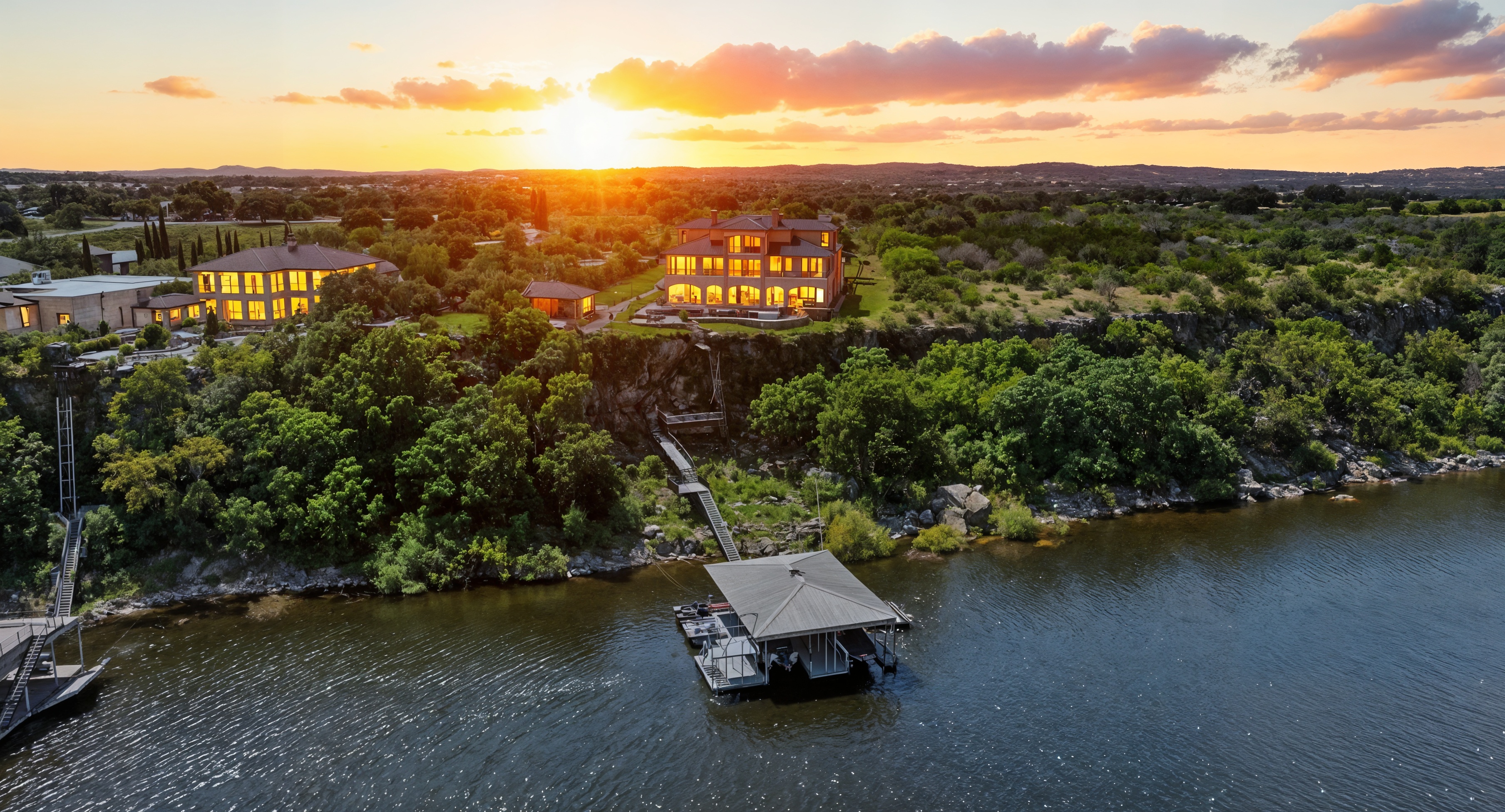  Lake Travis Estate - 物件實景