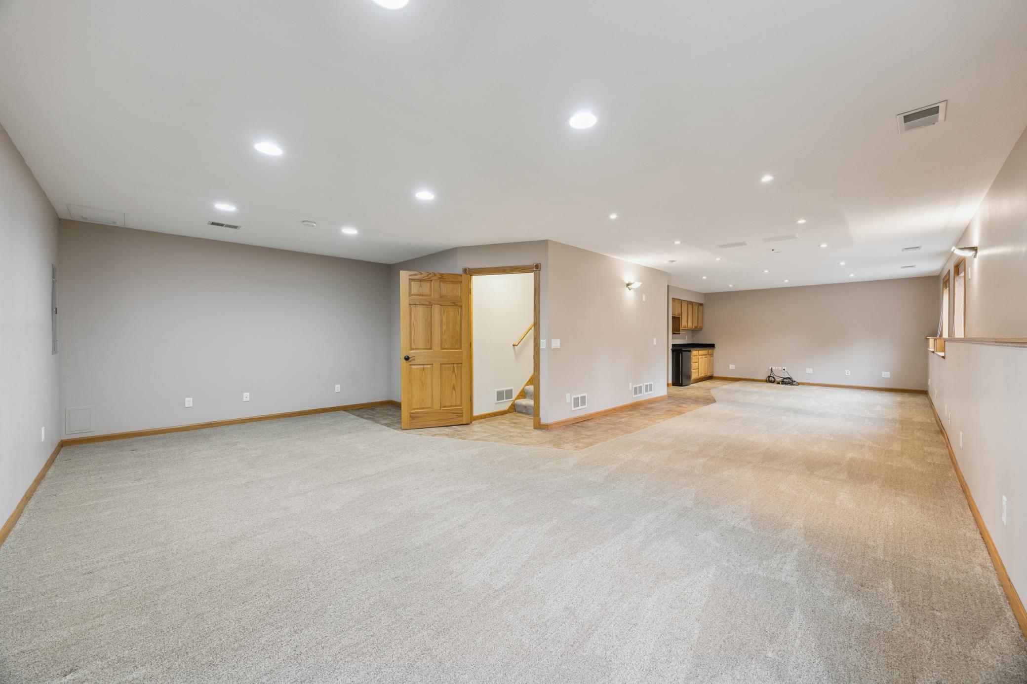 Brooklyn Park, Minnesota, 55443, United States, 4 Bedrooms Bedrooms, ,4 BathroomsBathrooms,Residential,For Sale,1951377