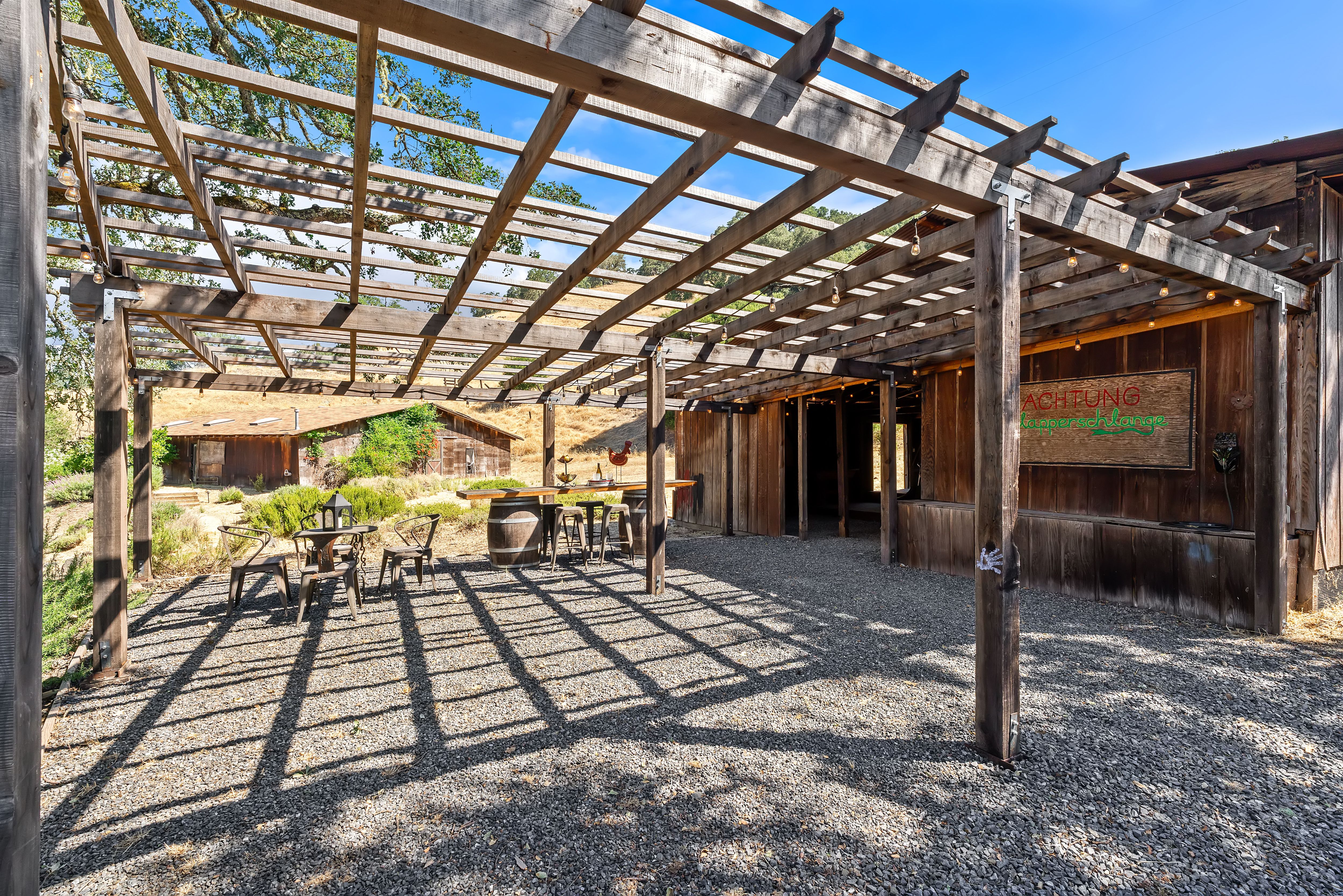  Exceptional Estate Perched On Over 11± Private Acres - 物件實景