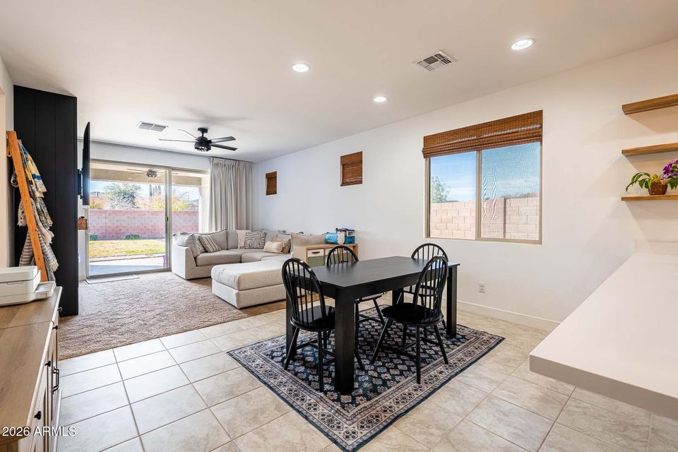 Surprise, Arizona, 85388, United States, 5 Bedrooms Bedrooms, ,Residential,For Sale,2011376