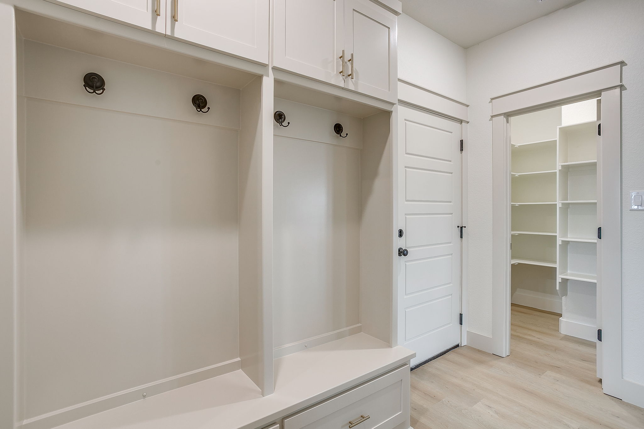  320 Rita Ridge Court, Millsap, TX, 76066 - 物件實景