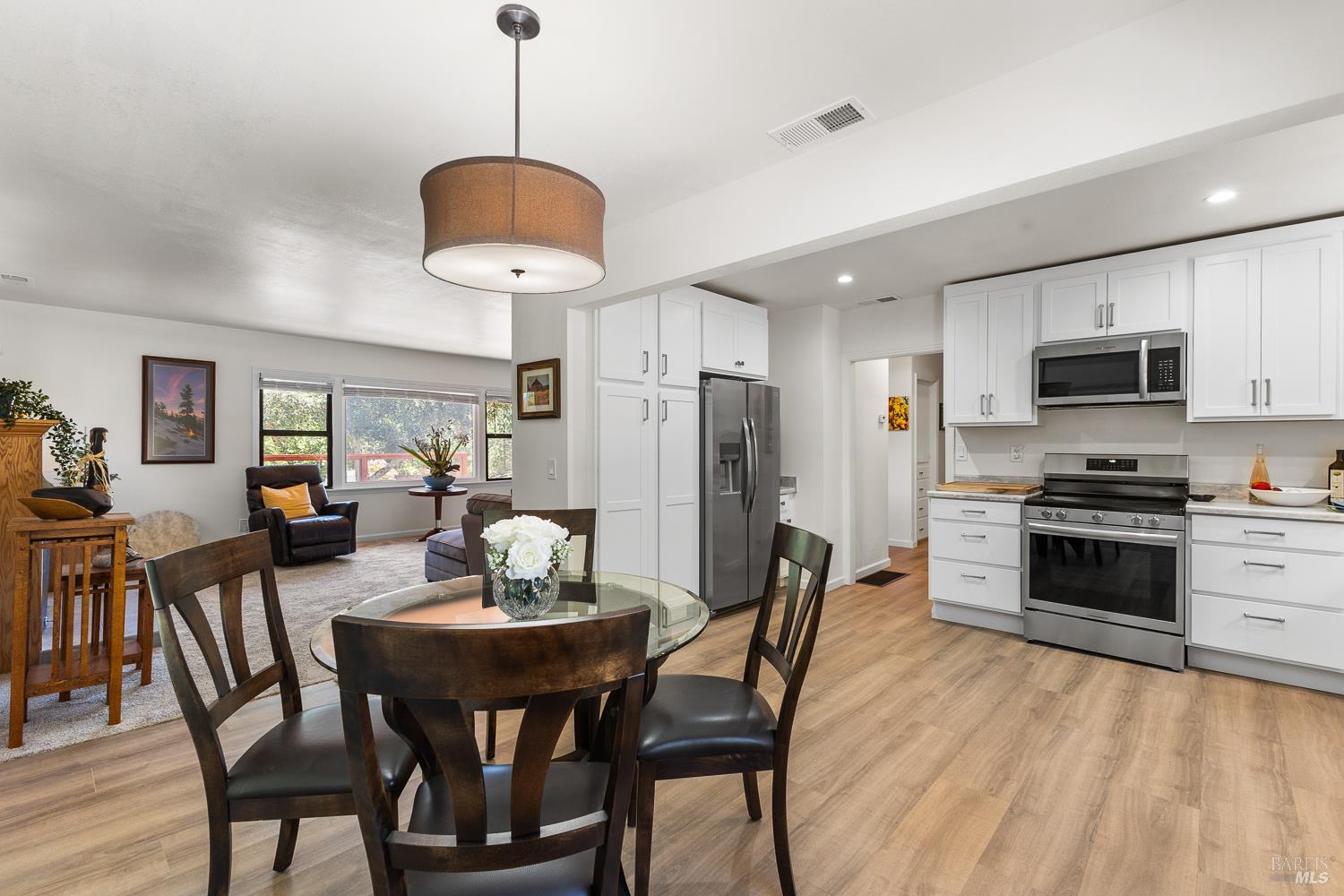 Angwin, California, 94508, United States, 3 Bedrooms Bedrooms, ,2 BathroomsBathrooms,Residential,For Sale,1912688
