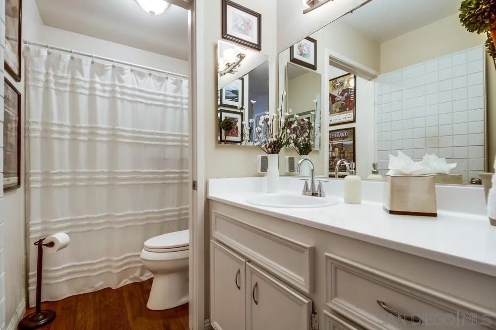 San Diego, California, 92122, United States, 1 Bedroom Bedrooms, ,1 BathroomBathrooms,Residential,For Sale,1991201