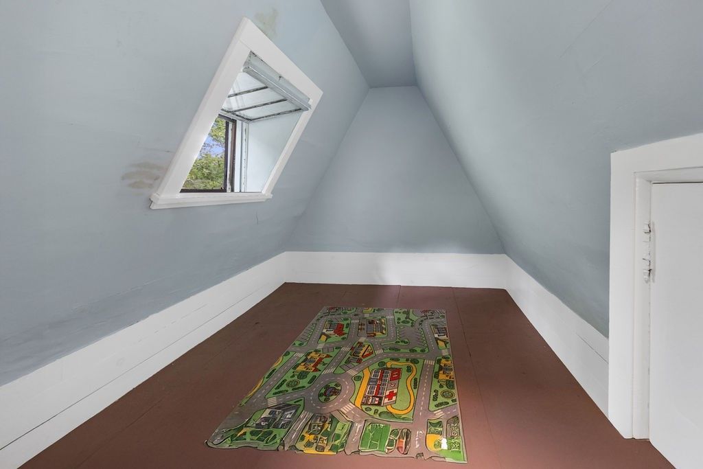 Stamford, New York, 13786, United States, 5 Bedrooms Bedrooms, ,2 BathroomsBathrooms,Residential,For Sale,1925554